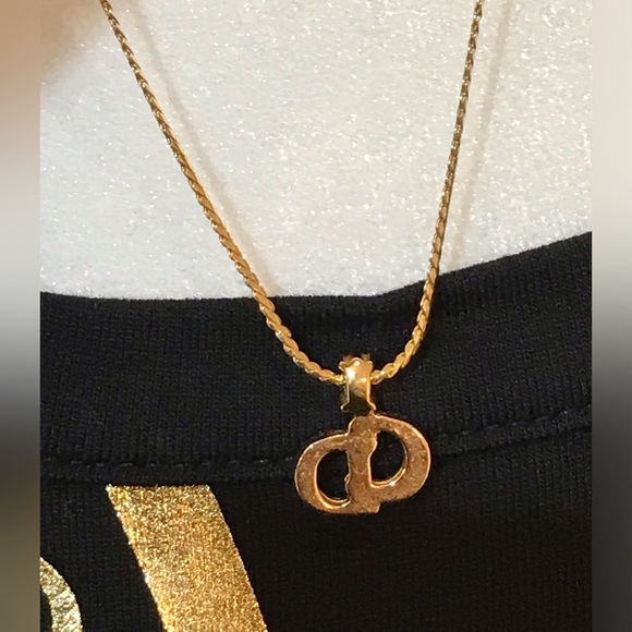 DIOR CD Logo Gold Necklace 15”-17” 😍🔥❤️ - Picture 16 of 17